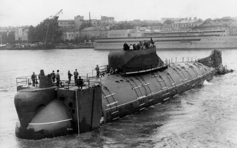 Project 705 nuclear submarine launch
